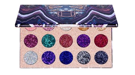 Unlock Your Witchy Powers with the Hipdot Witchy Qarmd Palette